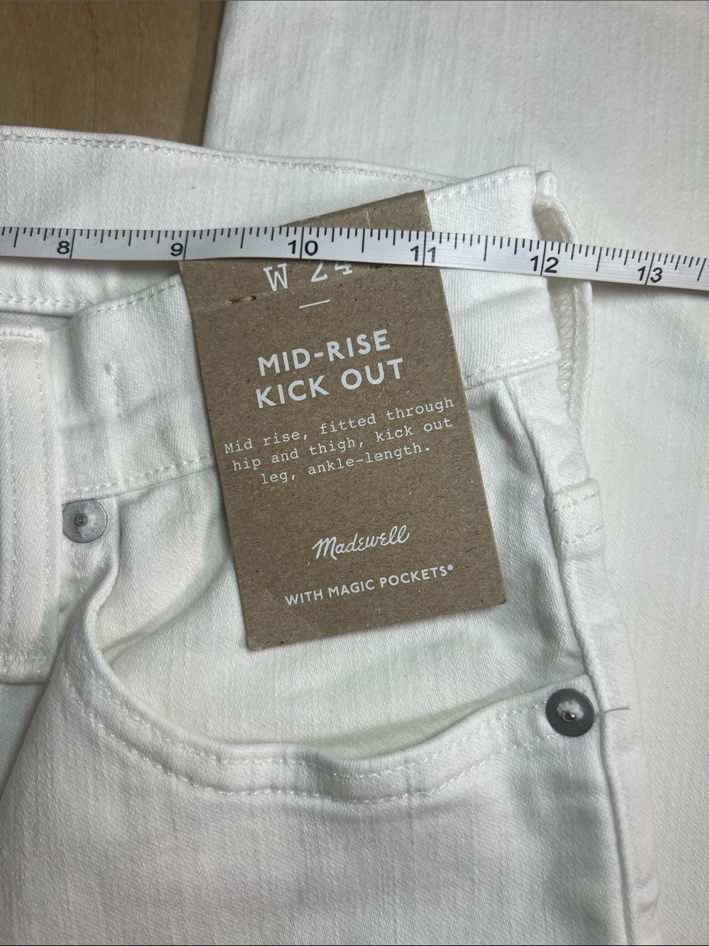 Madewell White Mid-Rise Kick Out Jeans size 24 - Picture 5 of 9